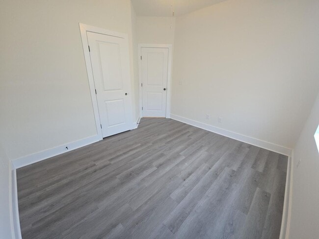 Building Photo - 3-bed, 2 bath Single Family Home for Rent!