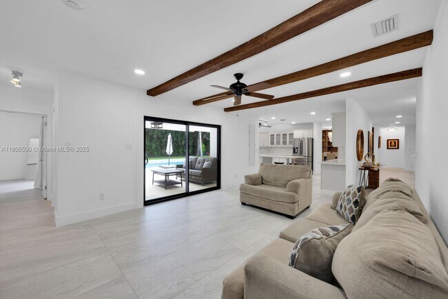 Building Photo - 6860 SW 99th Terrace