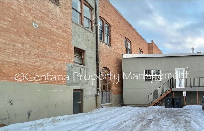 Building Photo - 115 E Broadway St