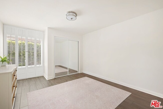 Building Photo - 1329 Avenida de Cortez