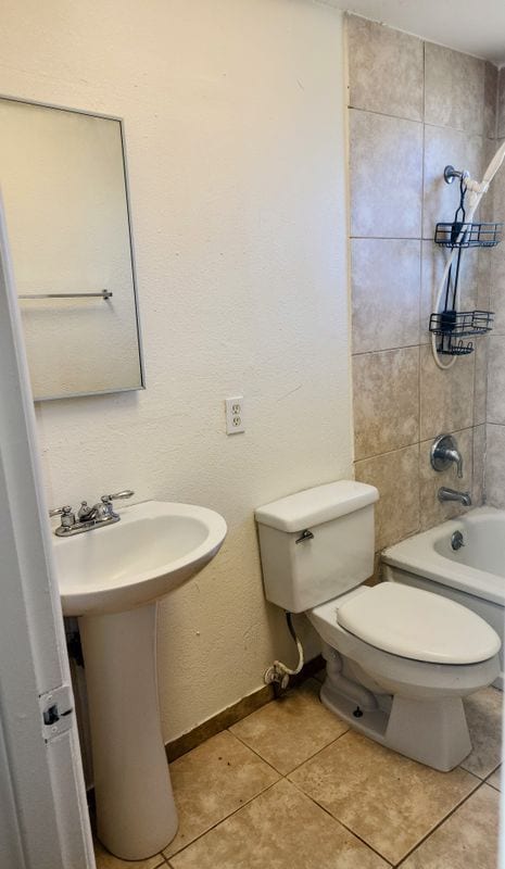 Building Photo - 7064 Tamarisk Ave