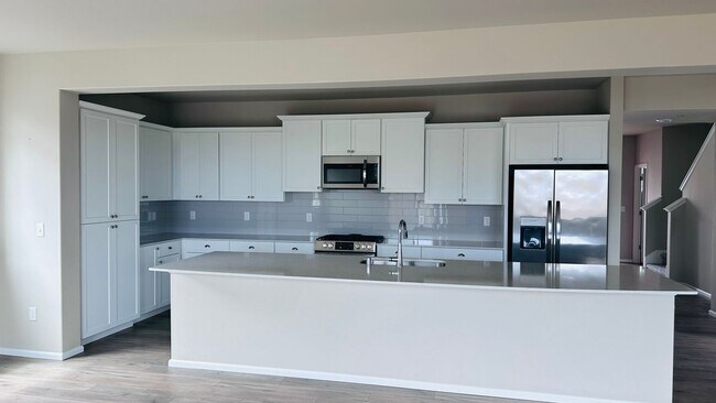 Building Photo - 1467 Baker Hts Lp