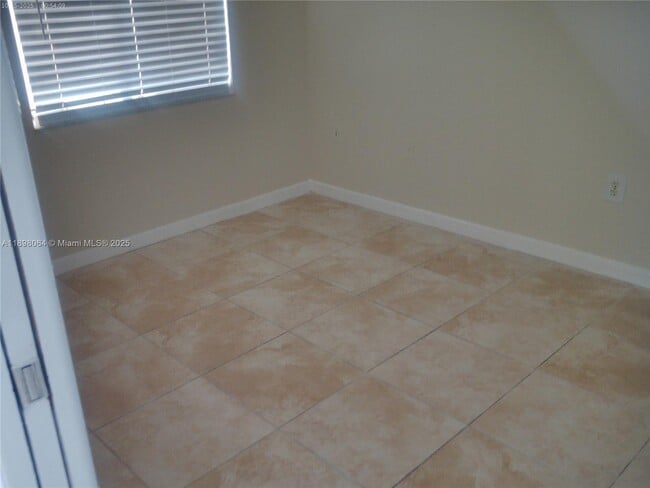 Building Photo - 8540 SW 133rd Avenue Rd