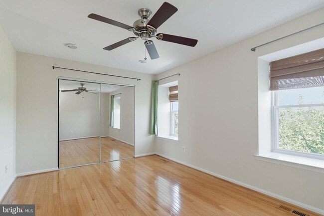 Building Photo - 7886 Brighton Way