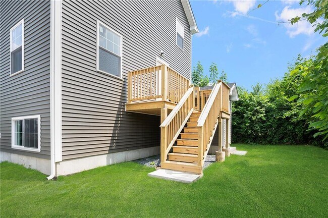 Building Photo - 28 Grosvenor Ave
