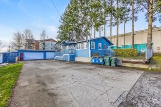 Building Photo - One Level Lifestyle in Snohomish