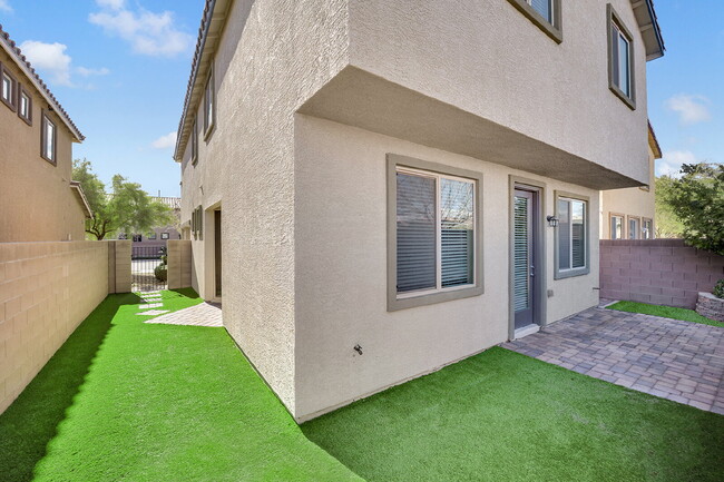 Building Photo - 8982 Bucco Reef Ave