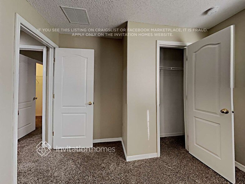 Building Photo - 340 Snook Way