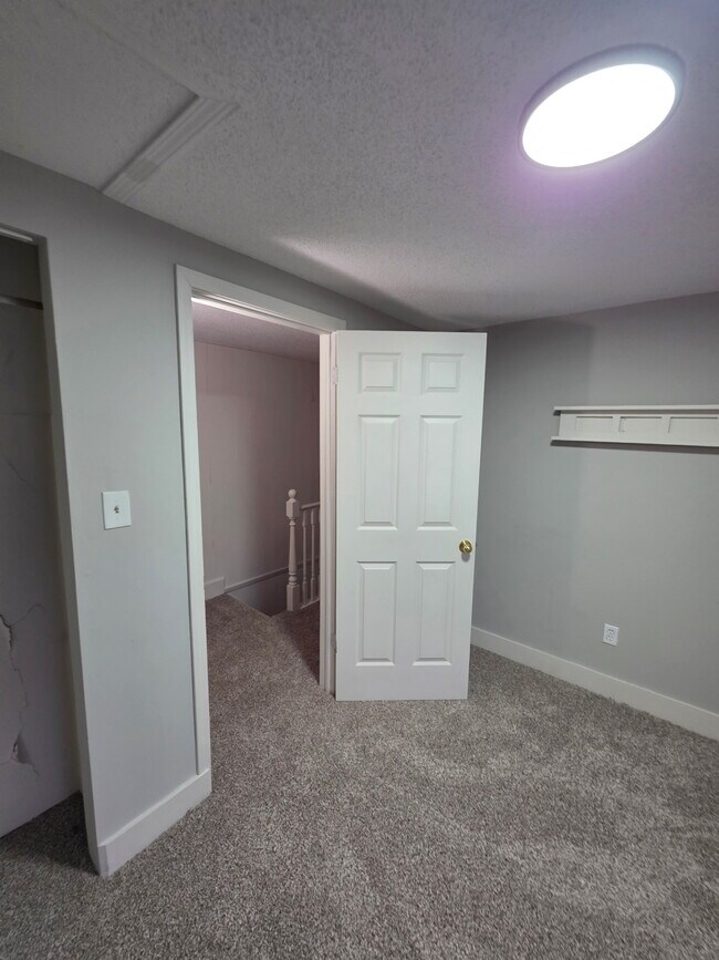 Building Photo - 1008 Kenilworth Ave