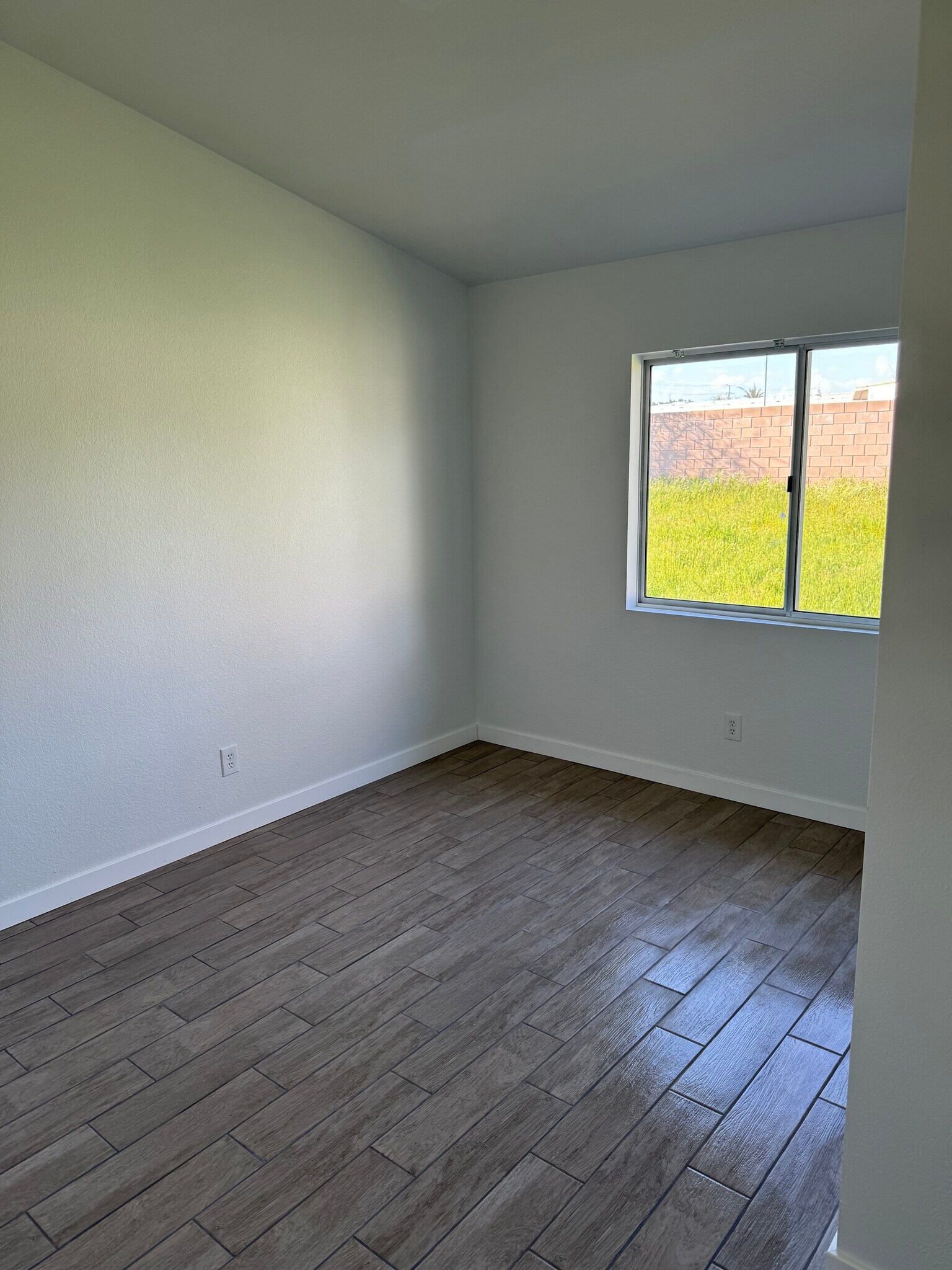 Building Photo - 366 Samsara Ct