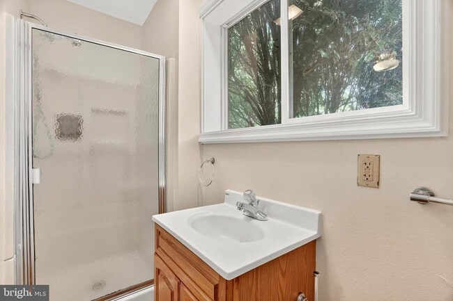Building Photo - 3316 Gumwood Dr