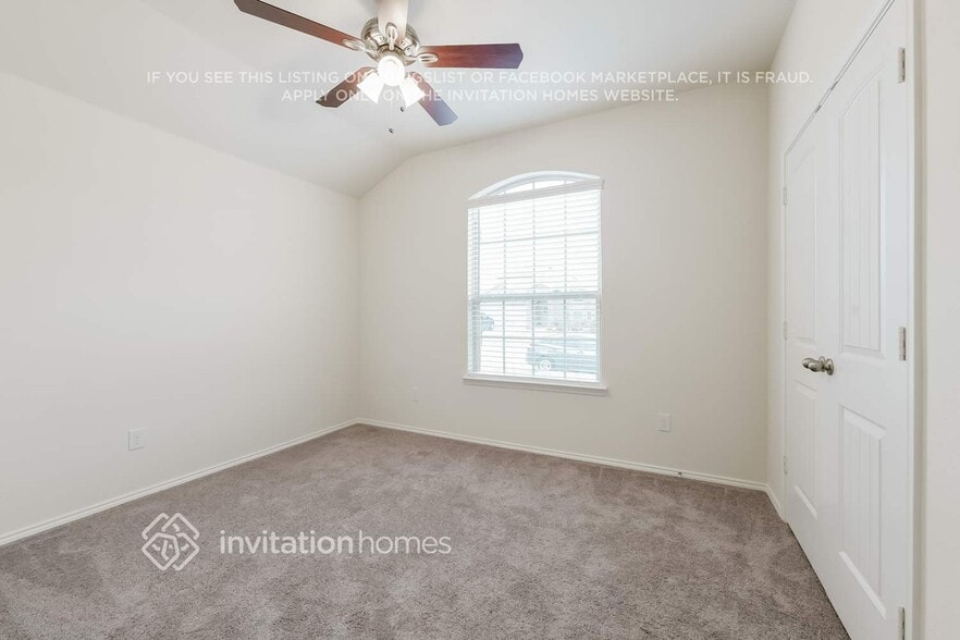 Building Photo - 417 Pollyann Trl