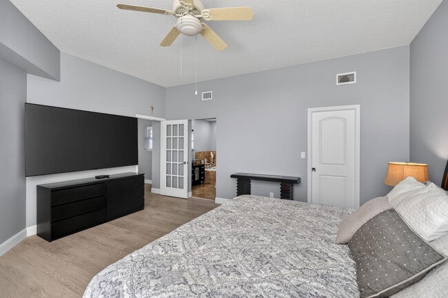 Building Photo - 805 Mainsail Cir