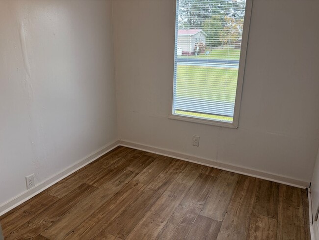 Building Photo - 1083 Pasture Branch Rd