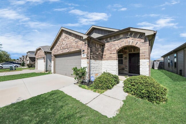 Building Photo - 14626 Sierra Garden Dr