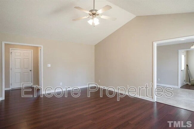 Building Photo - 312 Cabin Grove Ct