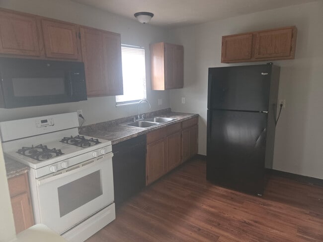 Building Photo - 331 Mathews Rd