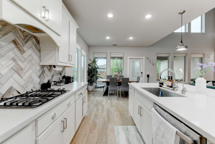 Building Photo - 8100 Donnelley Dr