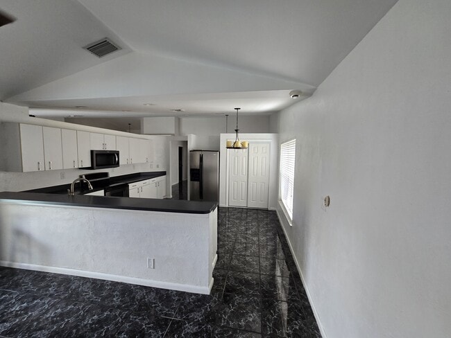 Building Photo - 9831 NW 53rd Ct