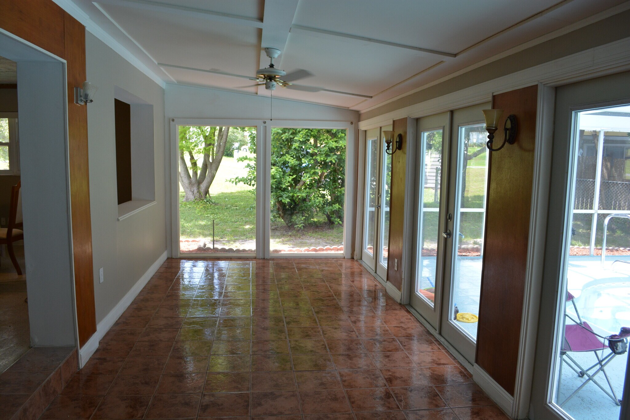 Building Photo - 1295 Pilgrim Rd