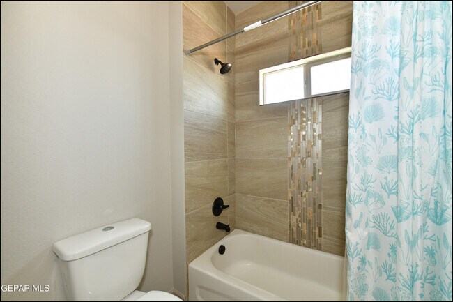 Building Photo - 2358 Enchanted Gem