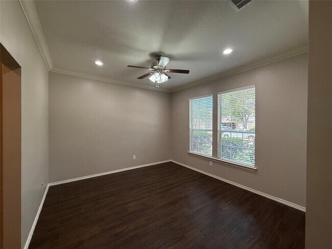 Building Photo - 6018 Gablestone Ln