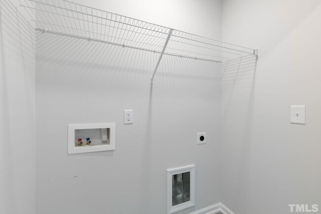 Building Photo - 4964 Southern Magnolia Dr