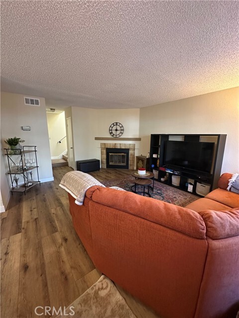 Building Photo - 6926 Laguna Pl