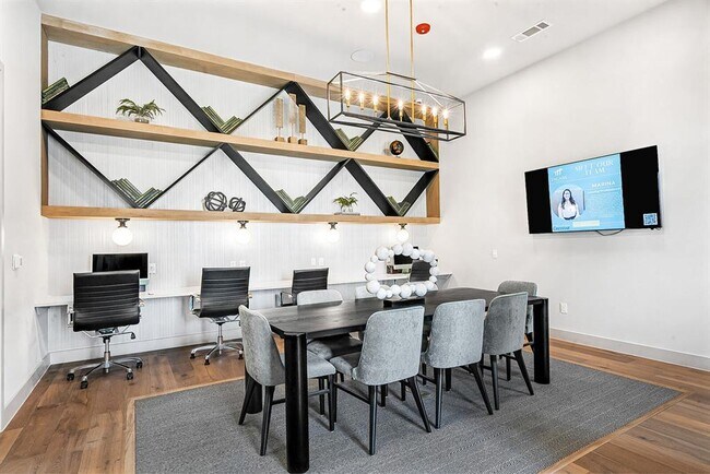 Building Photo - 4401 E Pflugerville Pkwy