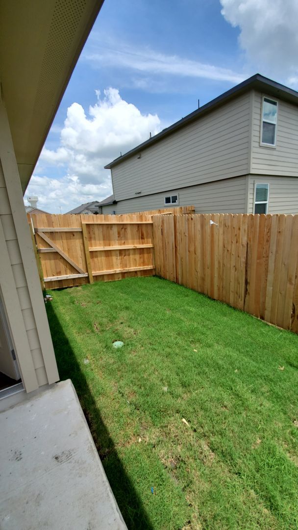 Building Photo - Newly Built Home in the Red River Ranch Ne...