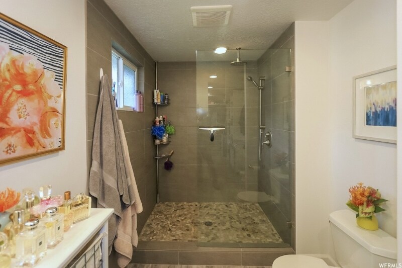 Building Photo - 3005 S Jonetta Dr