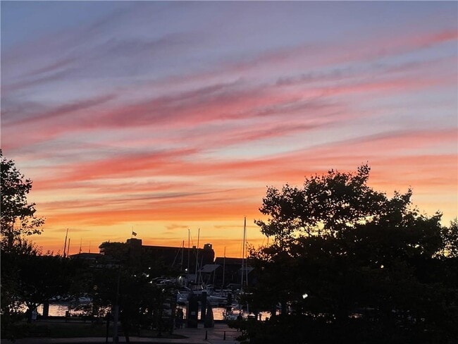 Building Photo - 310 Swans Wharf Row