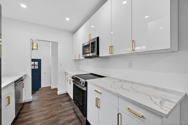 Building Photo - 60 Jeanibo Rd