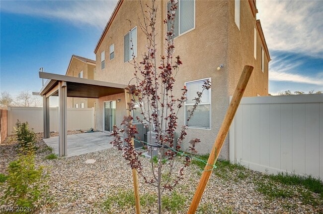 Building Photo - 8186 Lone Boulder St