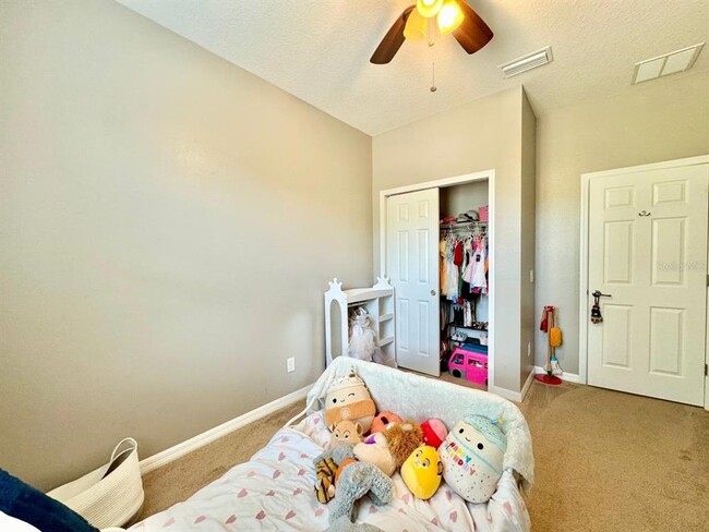 Building Photo - 5105 Oakline View Drive