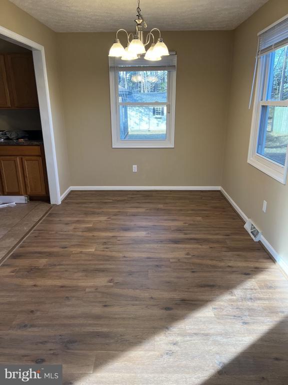 Building Photo - 47968 Mary Lynn Dr