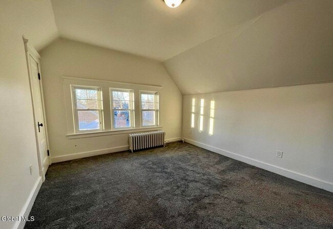 Building Photo - 14 Woodlawn Ave