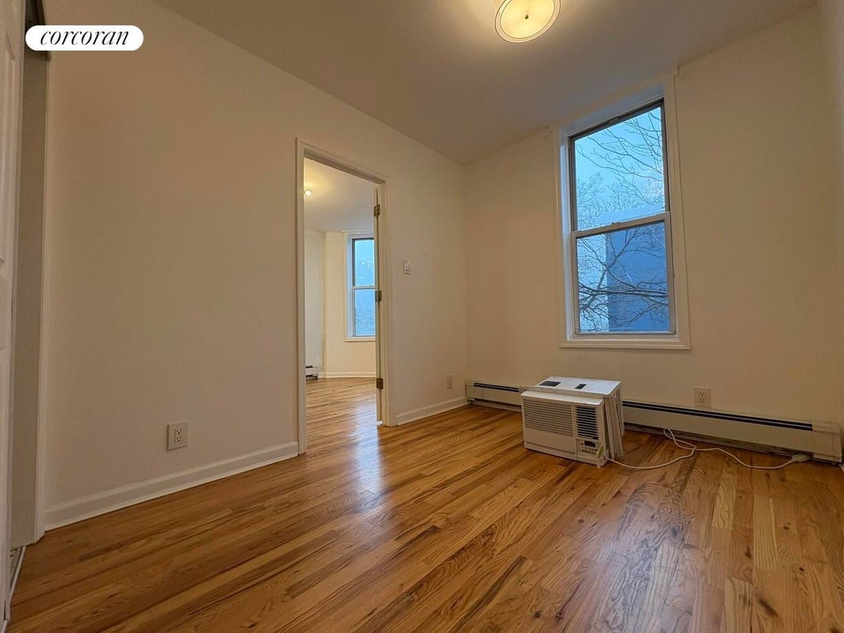 Building Photo - 16-53 Weirfield St