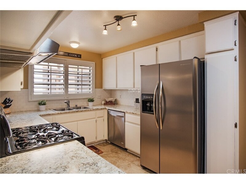 Building Photo - 4151 Hathaway Ave