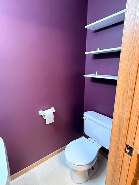 Half bath off kitchen - 7013 Quantrelle Ave NE