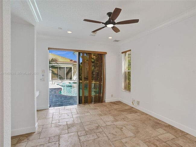 Building Photo - 16291 Bristol Pointe Dr