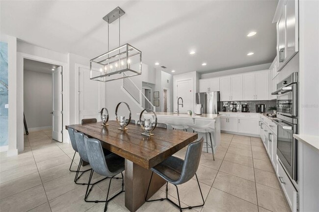 Building Photo - 7464 Gathering Dr