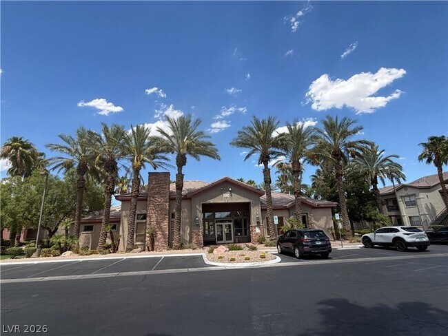 Building Photo - 8000 W Badura Ave