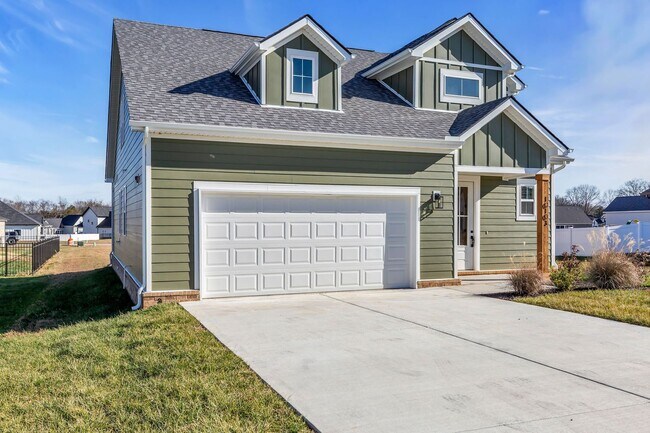 Building Photo - Charming New Build