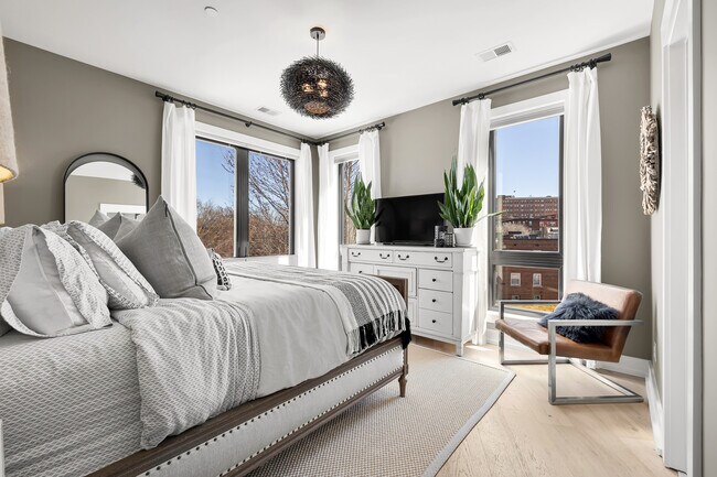 Building Photo - 3900 Kansas Ave NW