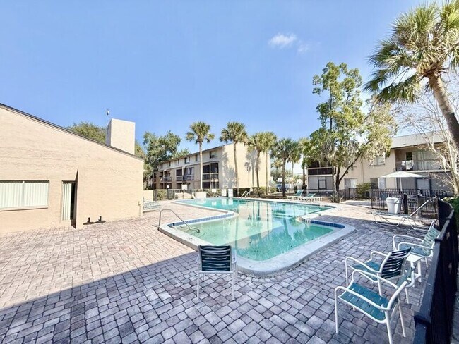 Building Photo - 7517 Pitch Pine Cir