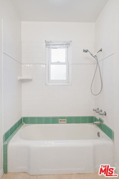Building Photo - 9620 Braddock Dr