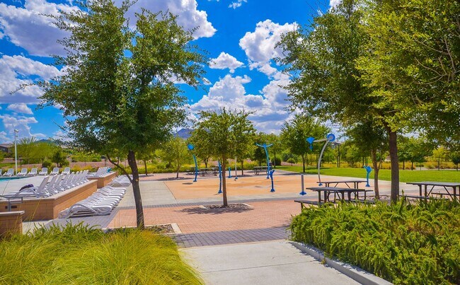 Building Photo - 3 bedroom House with a loft and solar panels