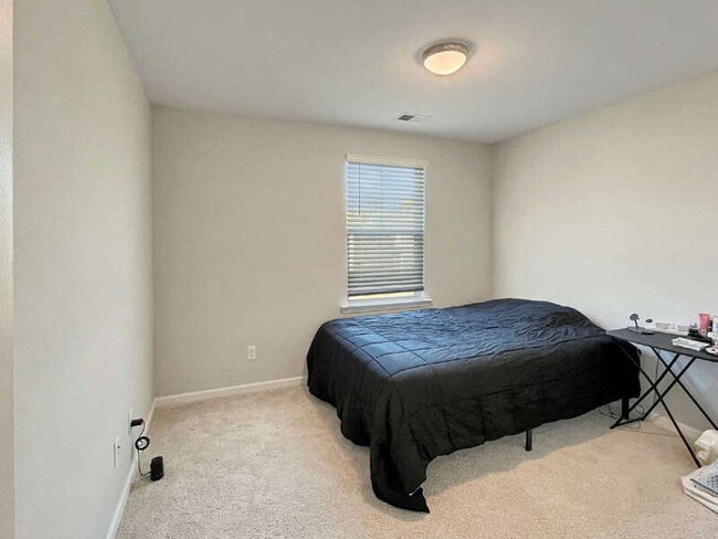 Building Photo - 44 Jazz Dr