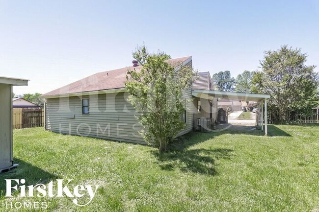 Building Photo - 6014 Harvest Hill Cove